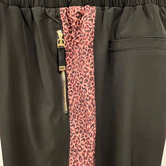 Chico’s Women’s 2-Piece Set Jacket Pants Size 2P Petite Animal Print Pink Black - Picture 7 of 10